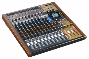 Tascam MODEL 16