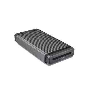 SanDisk PRO-READER CFast