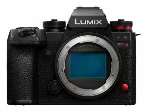 Panasonic Lumix S1IIE Body