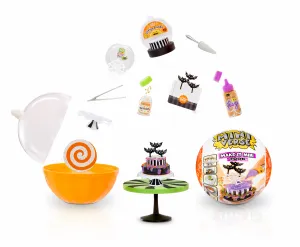 MGA Entertainment Miniverse Make It Mini Diner: Halloween Licensed WB Theme in PDQ