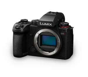 Panasonic Lumix S5II