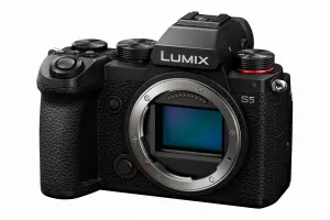 Panasonic Lumix S5